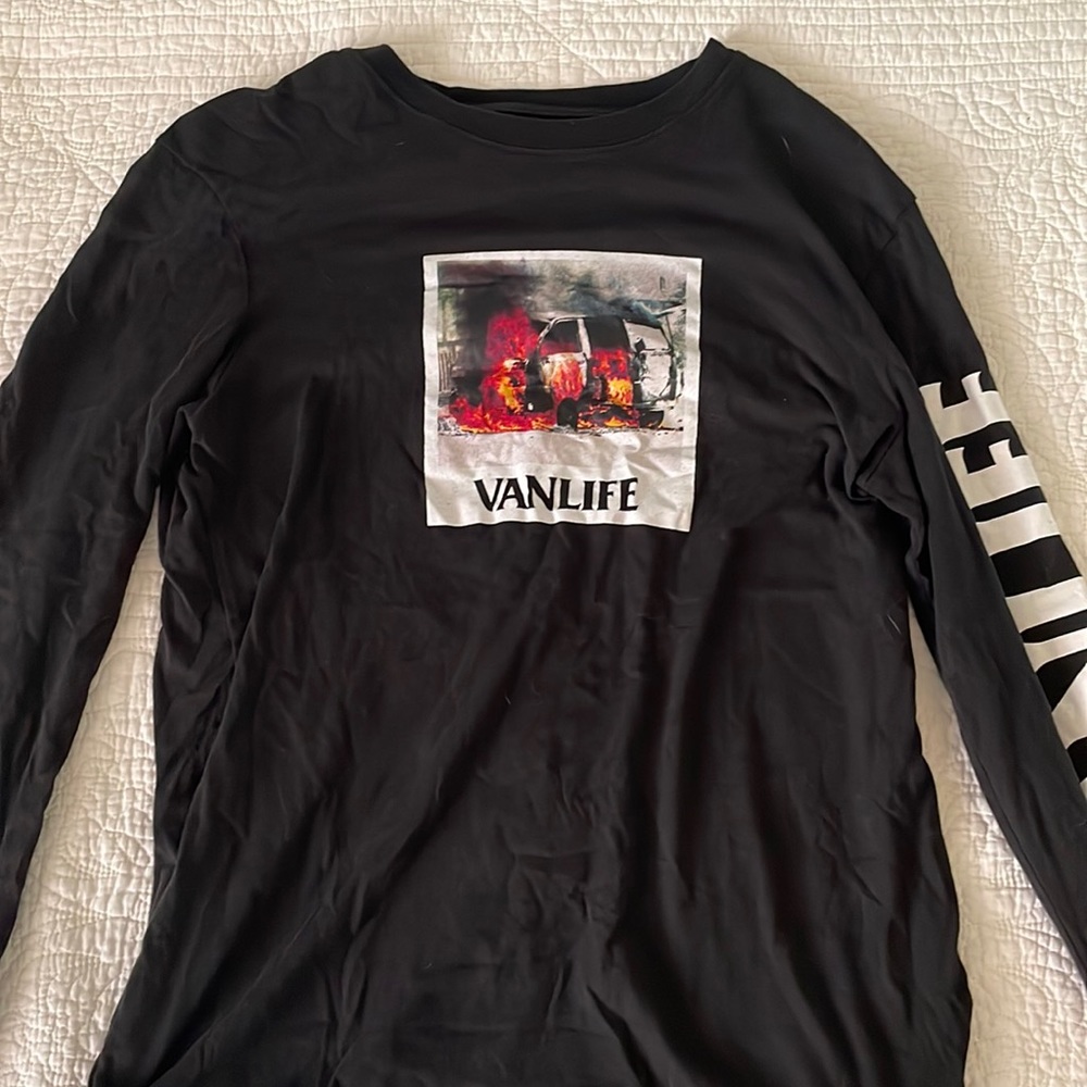 Long sleeve tshirt